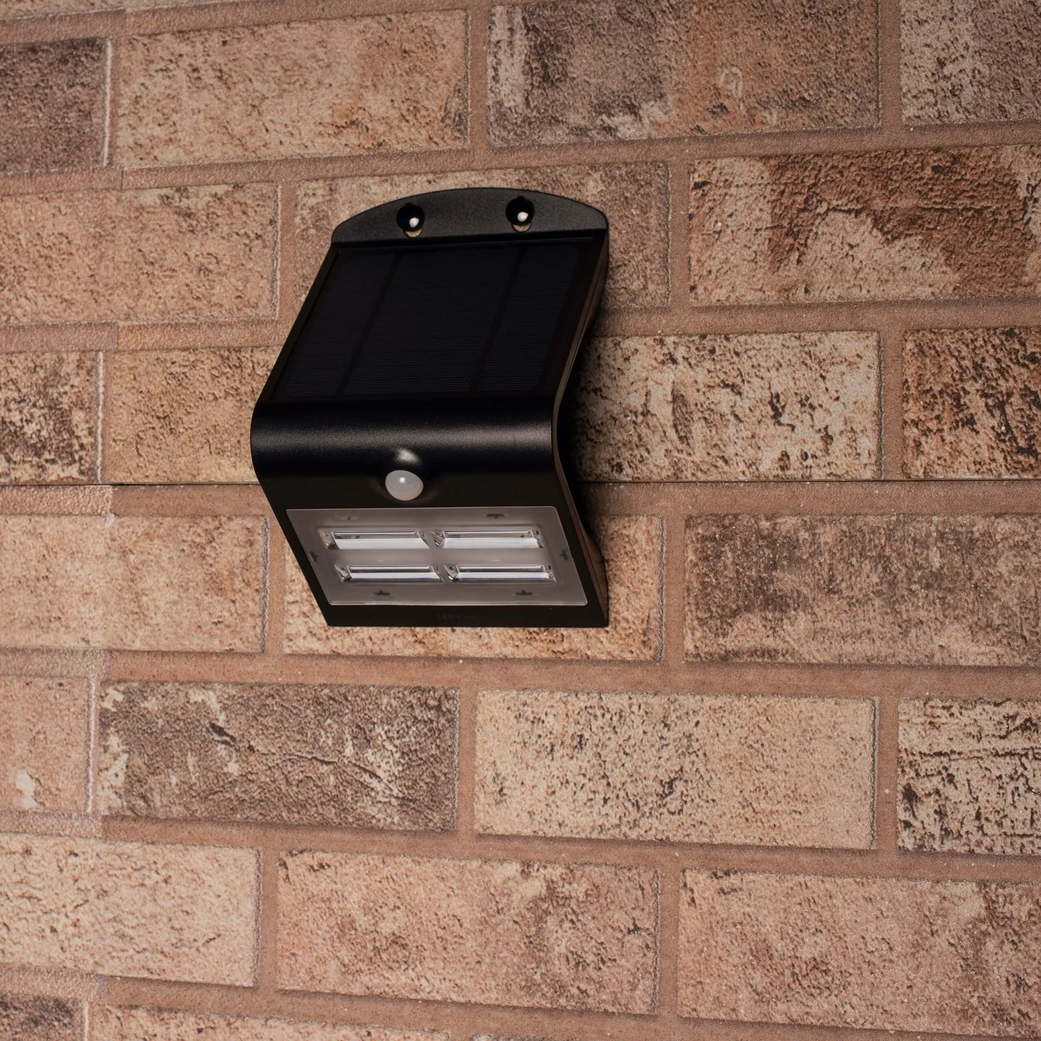 LED's Light Solar LED Buitenlamp met Bewegingssensor 400 - 3 lichtstanden - Automatisch aan/uit - Zwart - Image 4