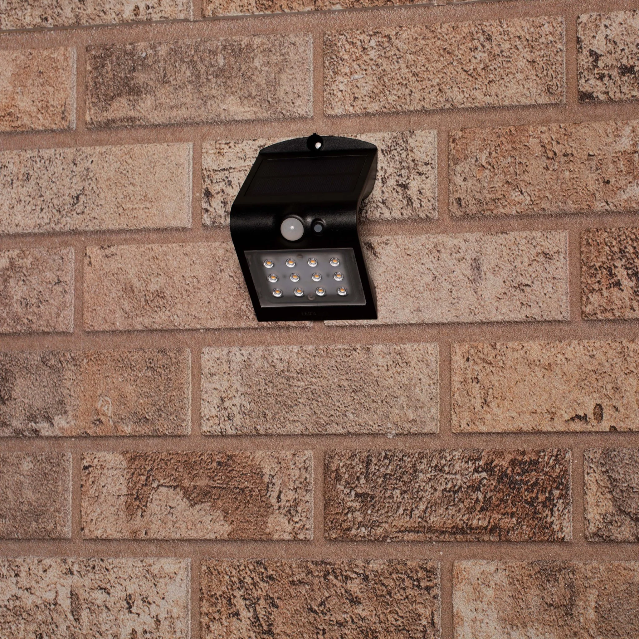 LED's Light Solar LED Buitenlamp met Bewegingssensor 220 - 3 lichtstanden - Automatisch aan/uit - Zwart - Image 4
