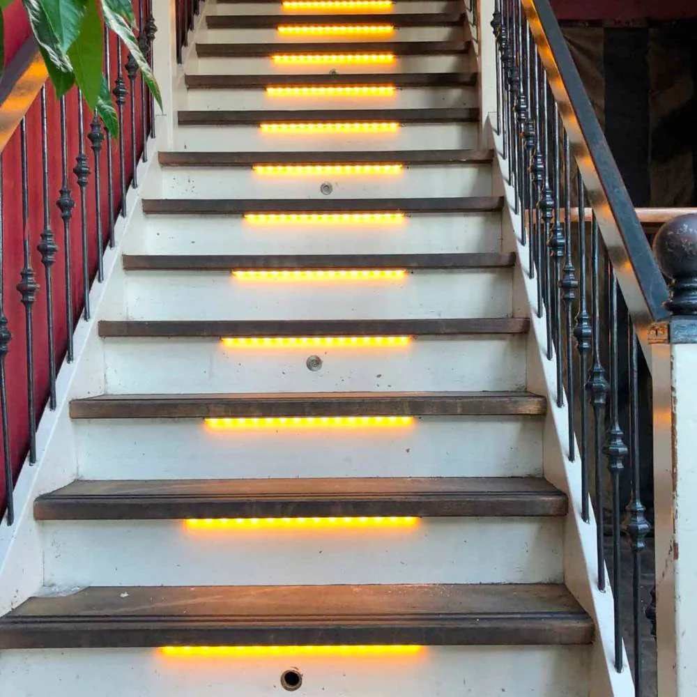 LED's Light Complete LED Trapverlichting Set - 15 treden x 80 cm - Lengte aanpasbaar - Warm wit licht - Image 2