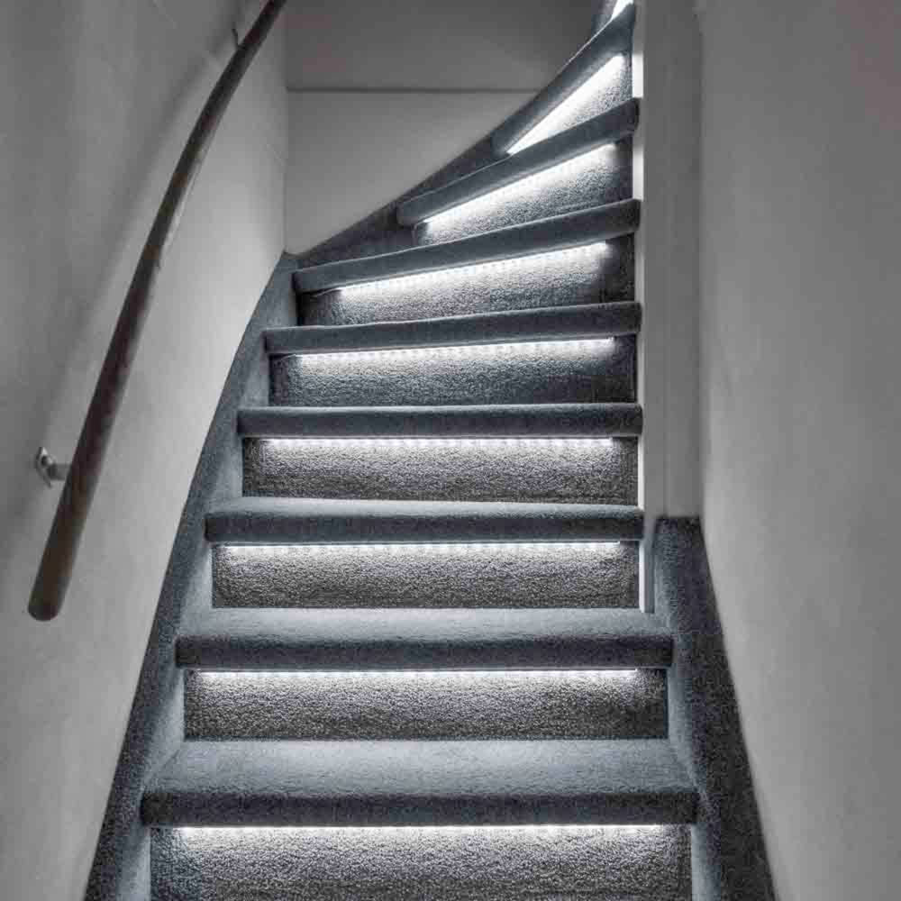 LED's Light Complete LED Trapverlichting set - 15 treden x 80 cm - Lengte aanpasbaar - Koud wit licht - Image 4