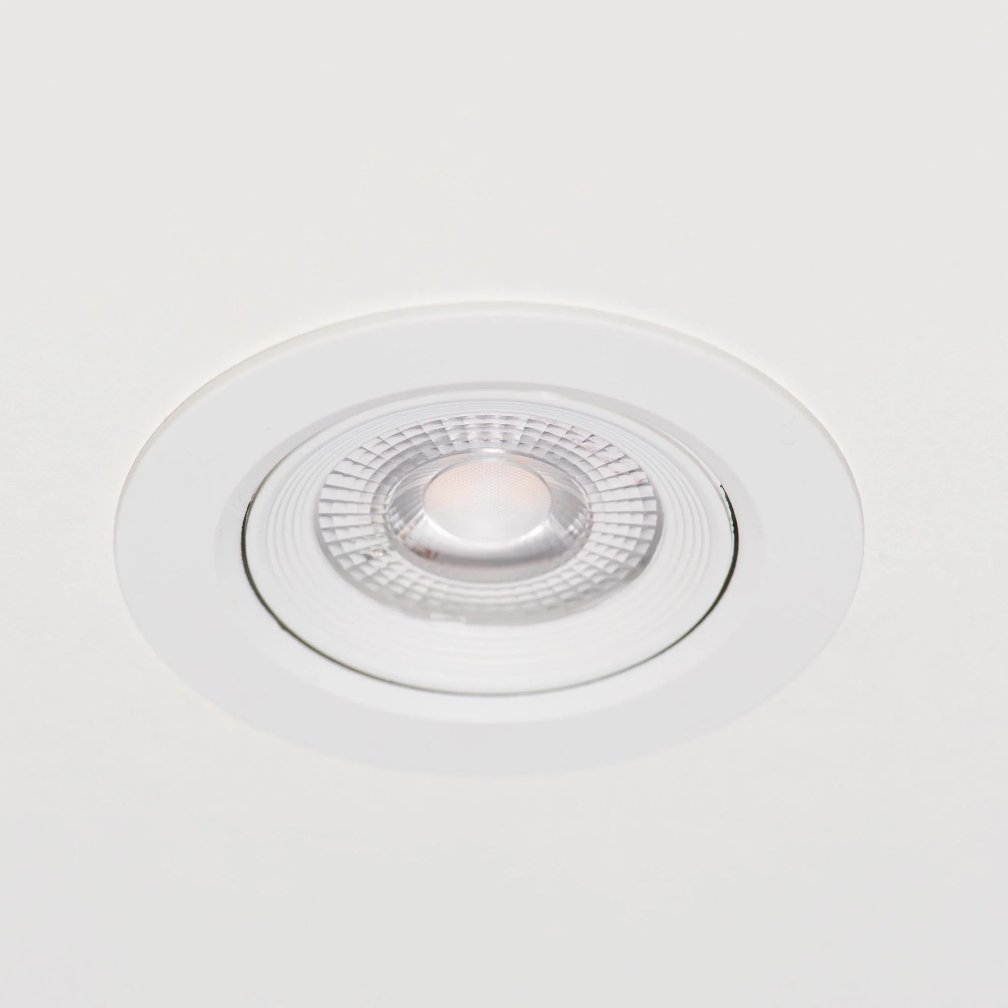 LED's Light 3-pack DimPro LED Inbouwspots Wit - Ø 68mm - Kantelbaar - Dimbaar - Warm wit - Image 4