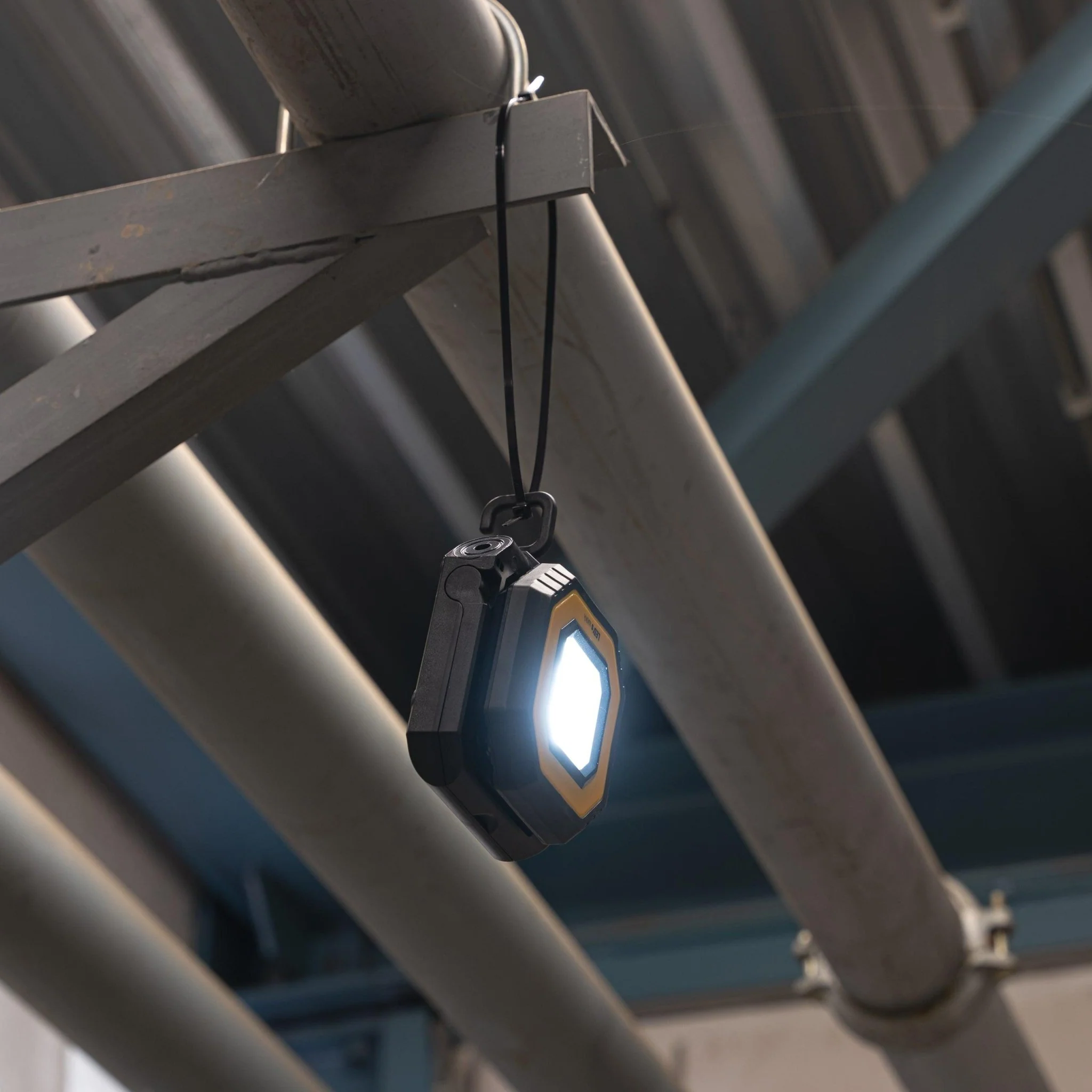 LED's Work Draagbare LED Bouwlamp 750 - Met accu oplaadbaar – Dimbaar in 3 standen - IP54 - Image 3