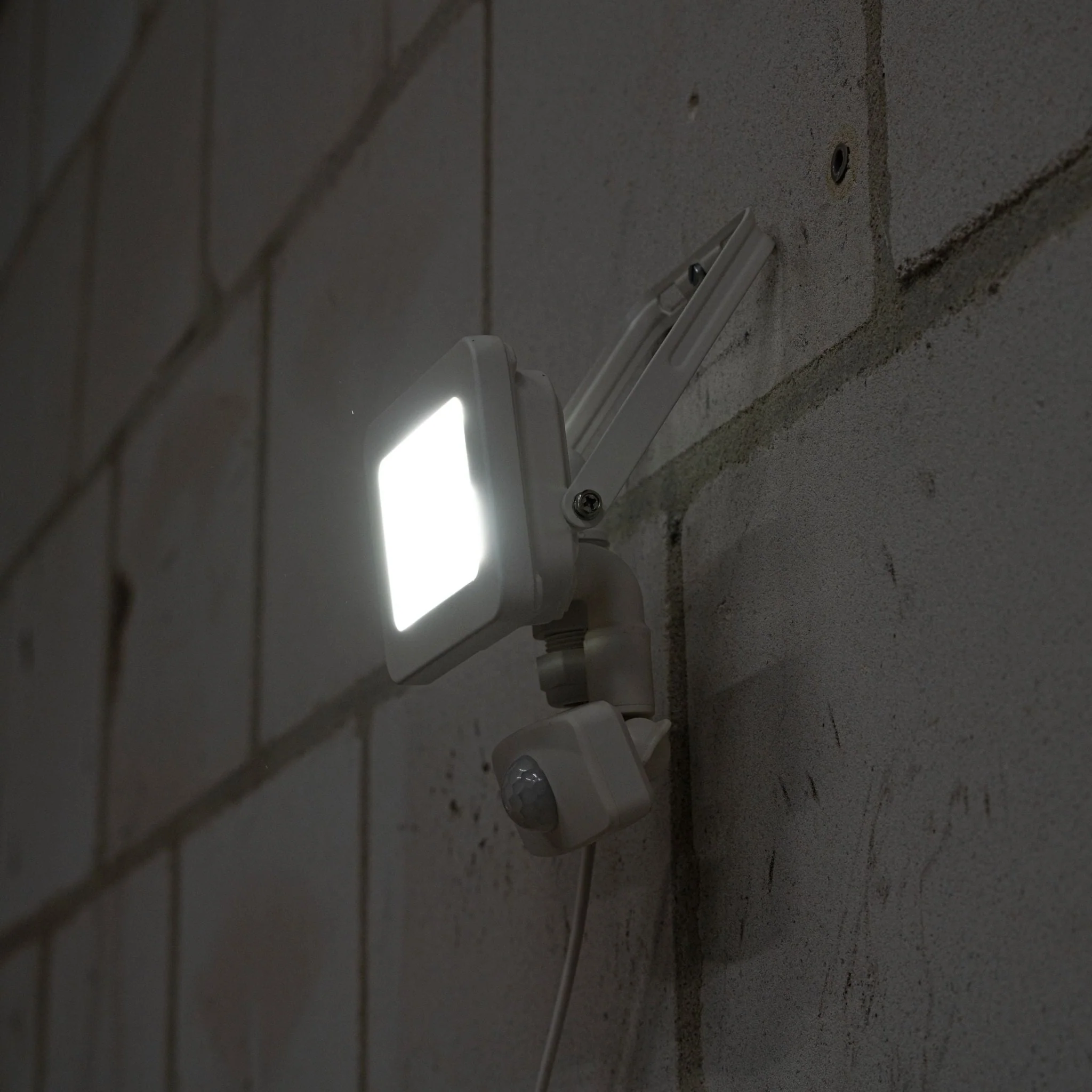 LED's Light Breedstraler 1100 - Met licht- en bewegingssensor - Binnen & Buiten - 10W - Wit - Image 4
