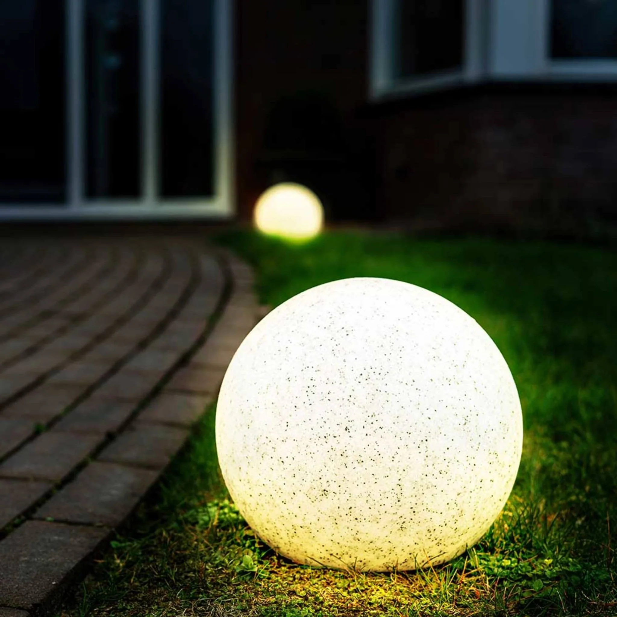 LED Padverlichting Steen 20 cm met sensor - Automatisch aan en uit - IP65 Waterdicht - Image 2
