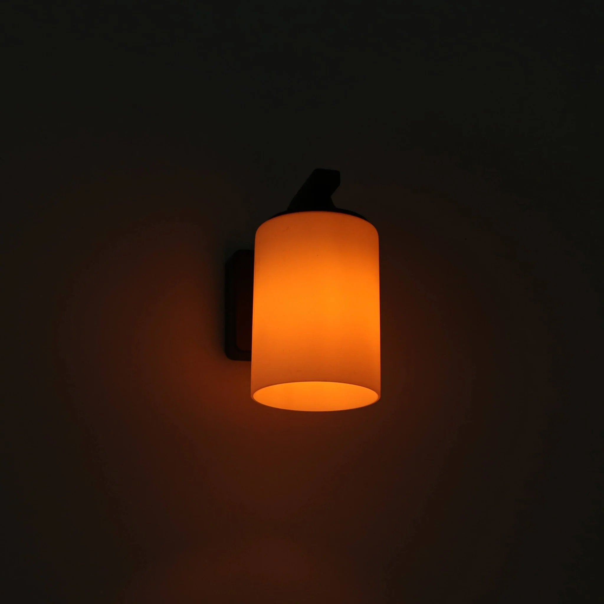 LED's Light LED Wandlamp Milky met E27 fitting - IP44 - Model Noto - Antraciet - Image 4