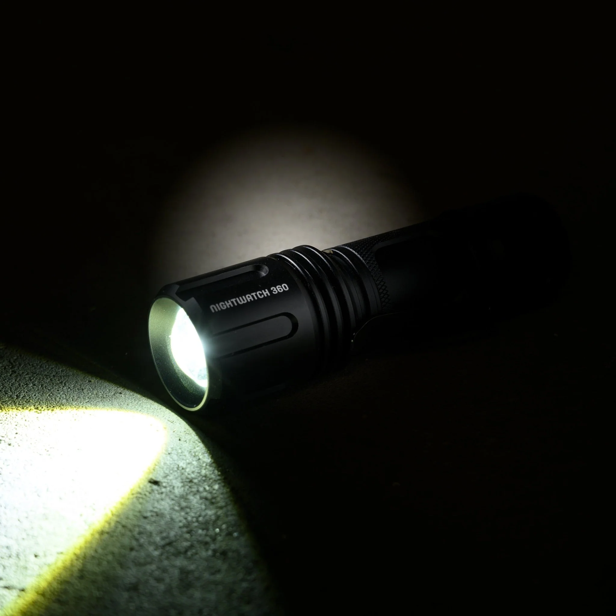 LED's Work Professional LED Zaklamp met Zoomfunctie 360 - Waterdicht - Dimbaar - Image 2