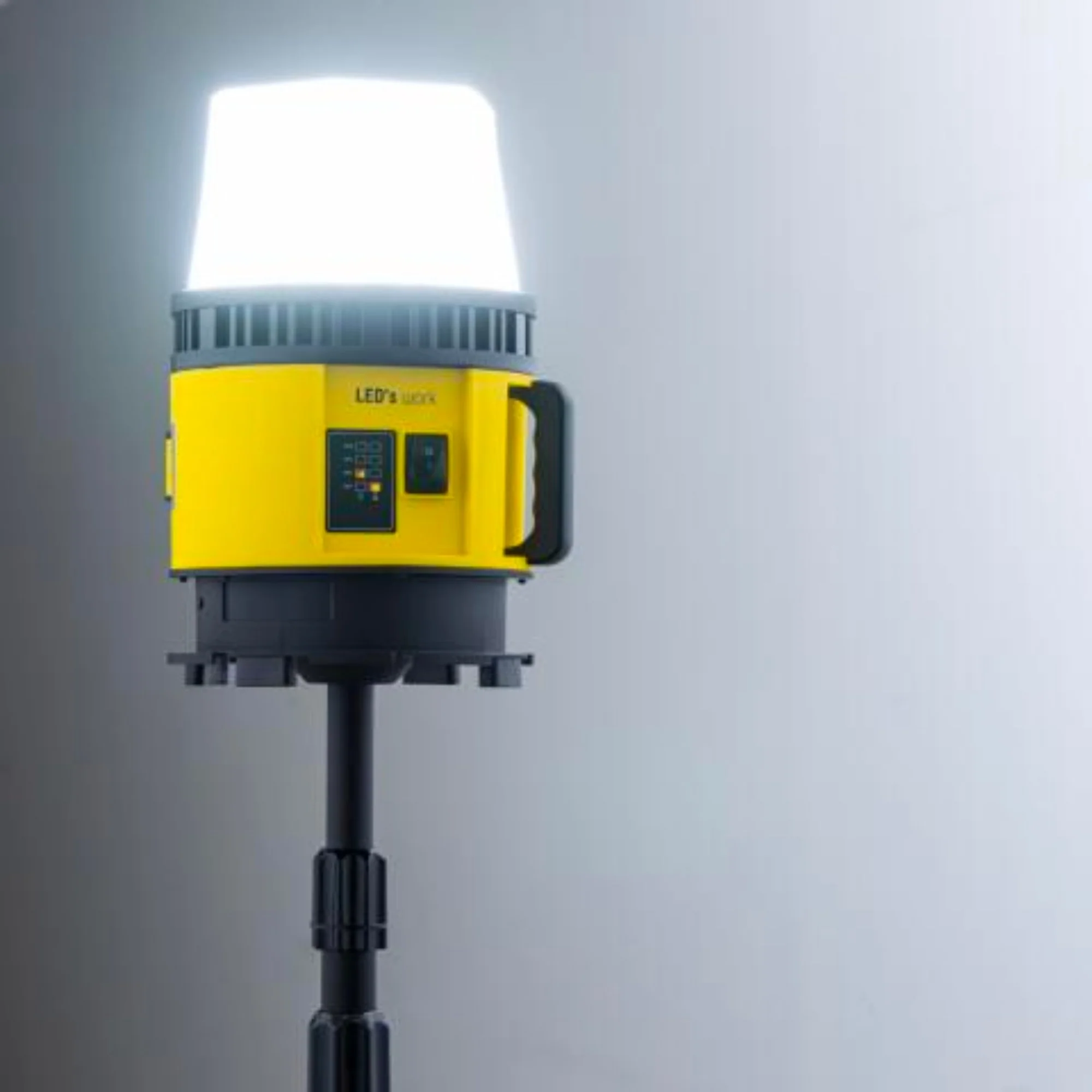 LED's Work 18V Portable LED Bouwlamp 6000lm - Universeel oplaadbaar met 18V accu - 60W - Image 4