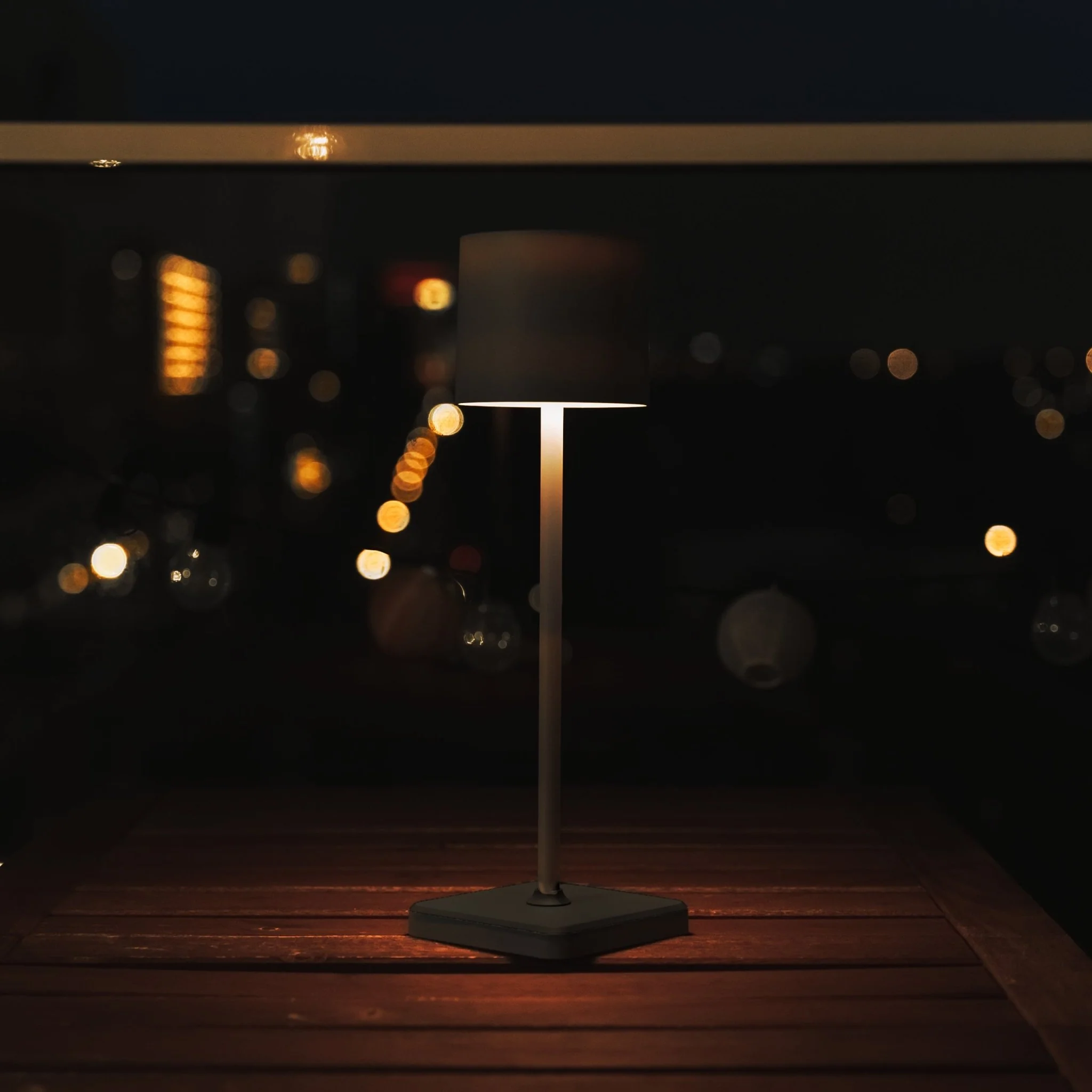 LED's Light Oplaadbare LED Tafellamp - Dimbaar via aanraking - Binnen en buiten - Zwart - Image 10