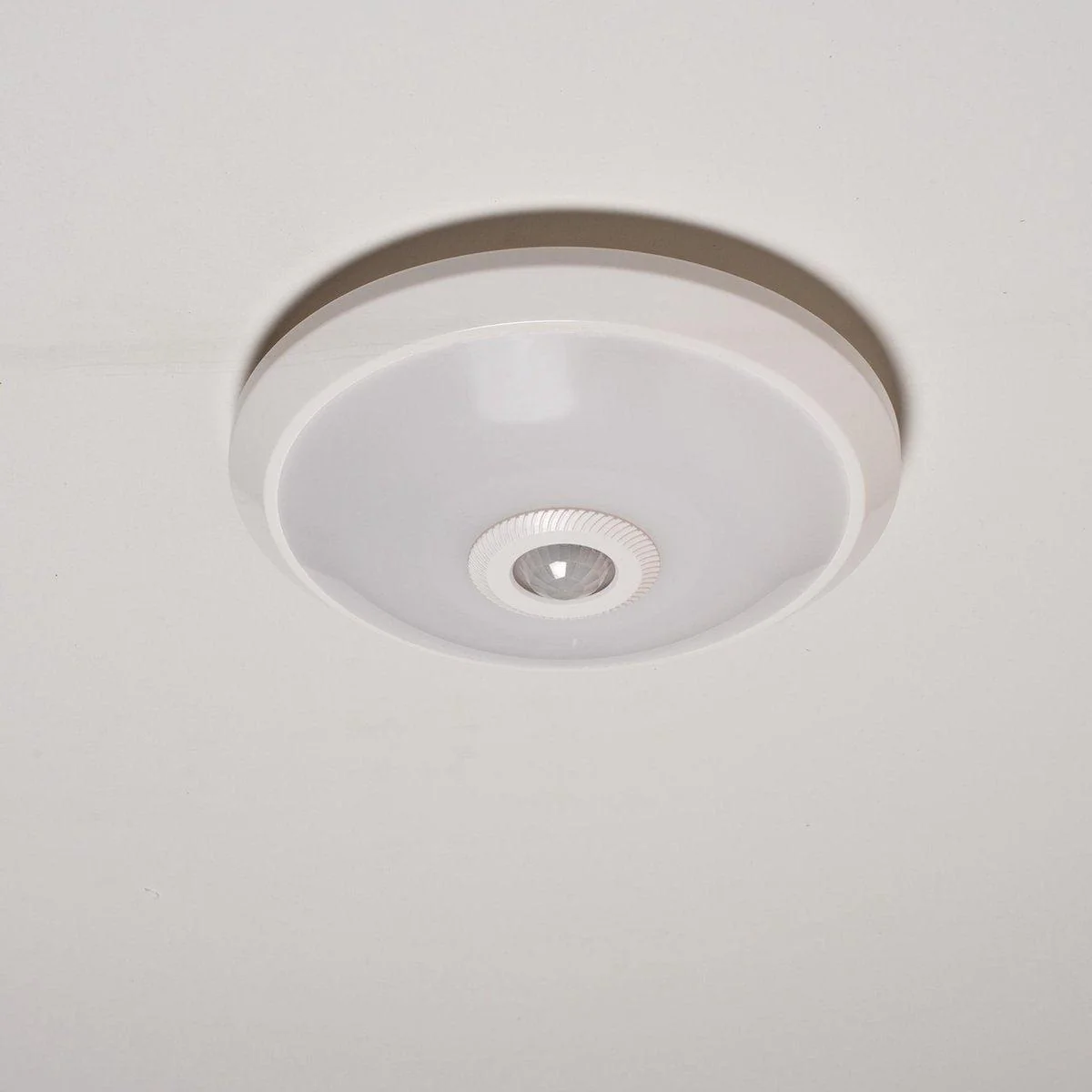 LED Plafondlamp 24 cm met bewegingssensor - Spatwaterdicht - Warm wit - Image 4