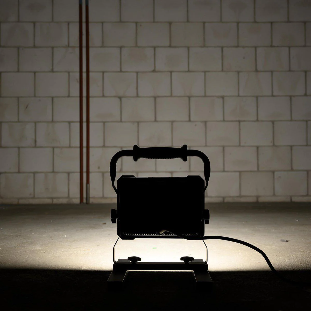 Professionele LED bouwlamp 100W – Rough Service Tested – 5 meter snoer – 9000 lumen – IP65 - Image 3
