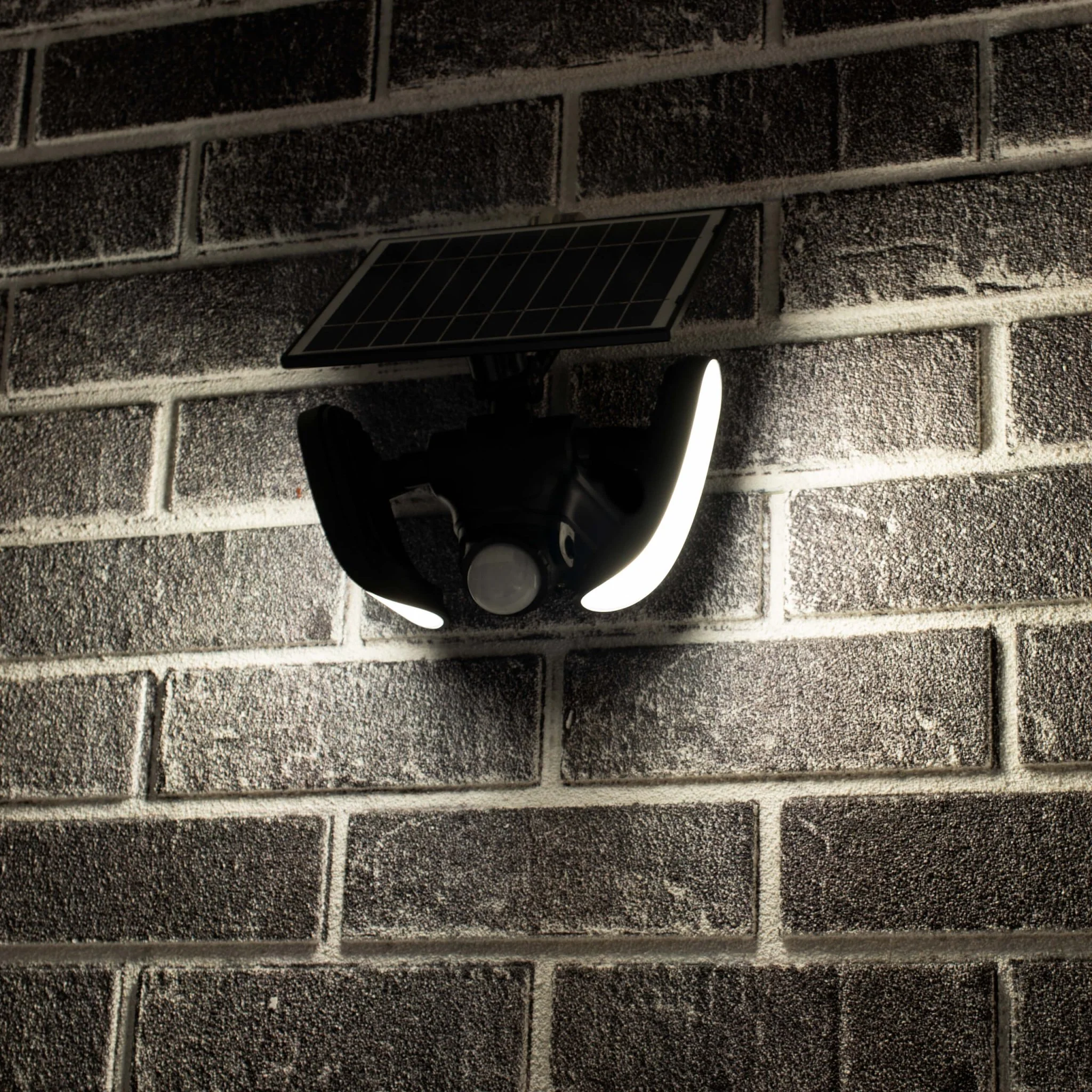 LED's Light Solar LED Buitenlamp met Bewegingssensor - 2 lichts - Automatisch aan/uit - Afneembaar paneel - Zwart - Image 4