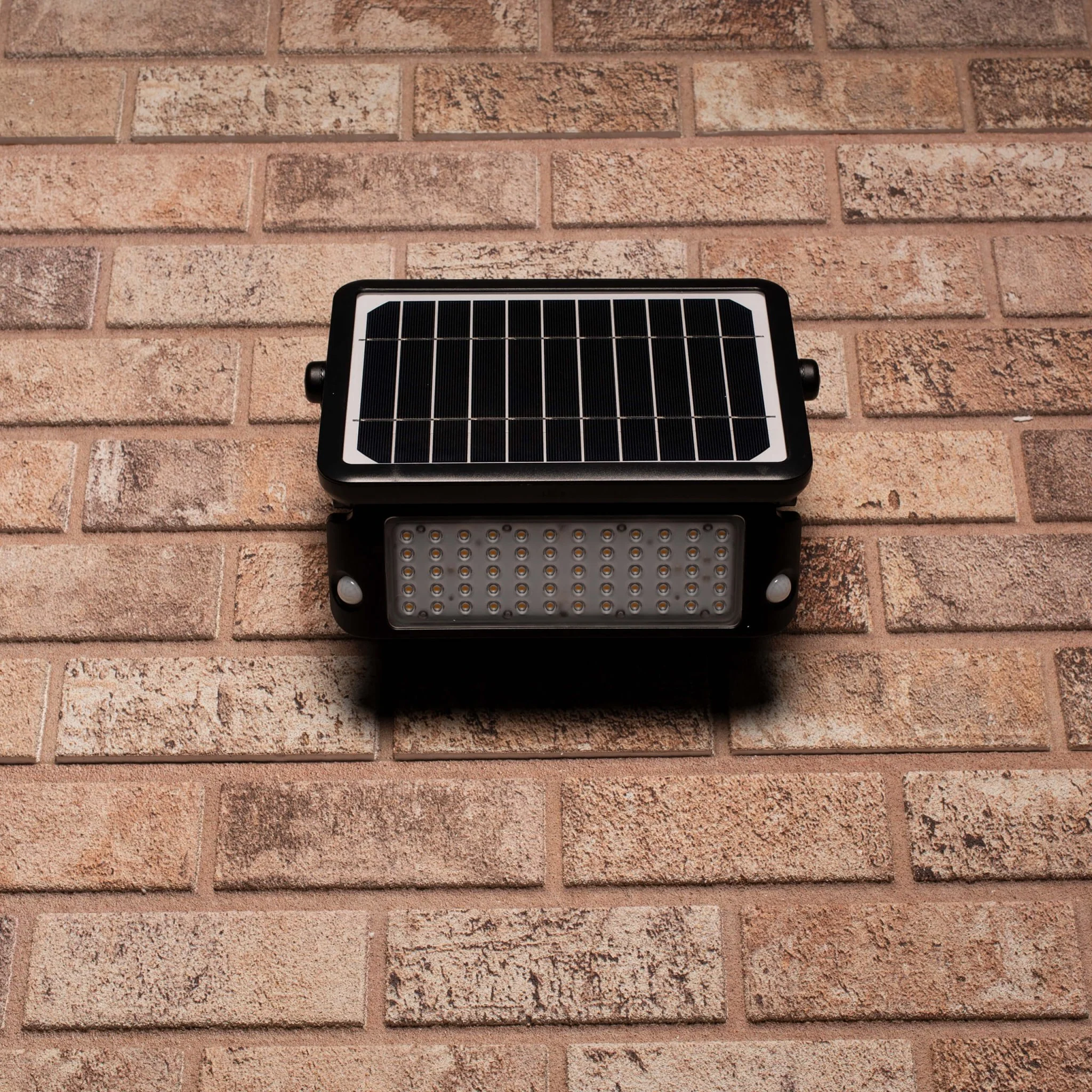 LED's Light Solar LED Schijnwerper met Bewegingssensor - 3 standen - Draadloos - 1080 Lumen - Zwart - Image 4