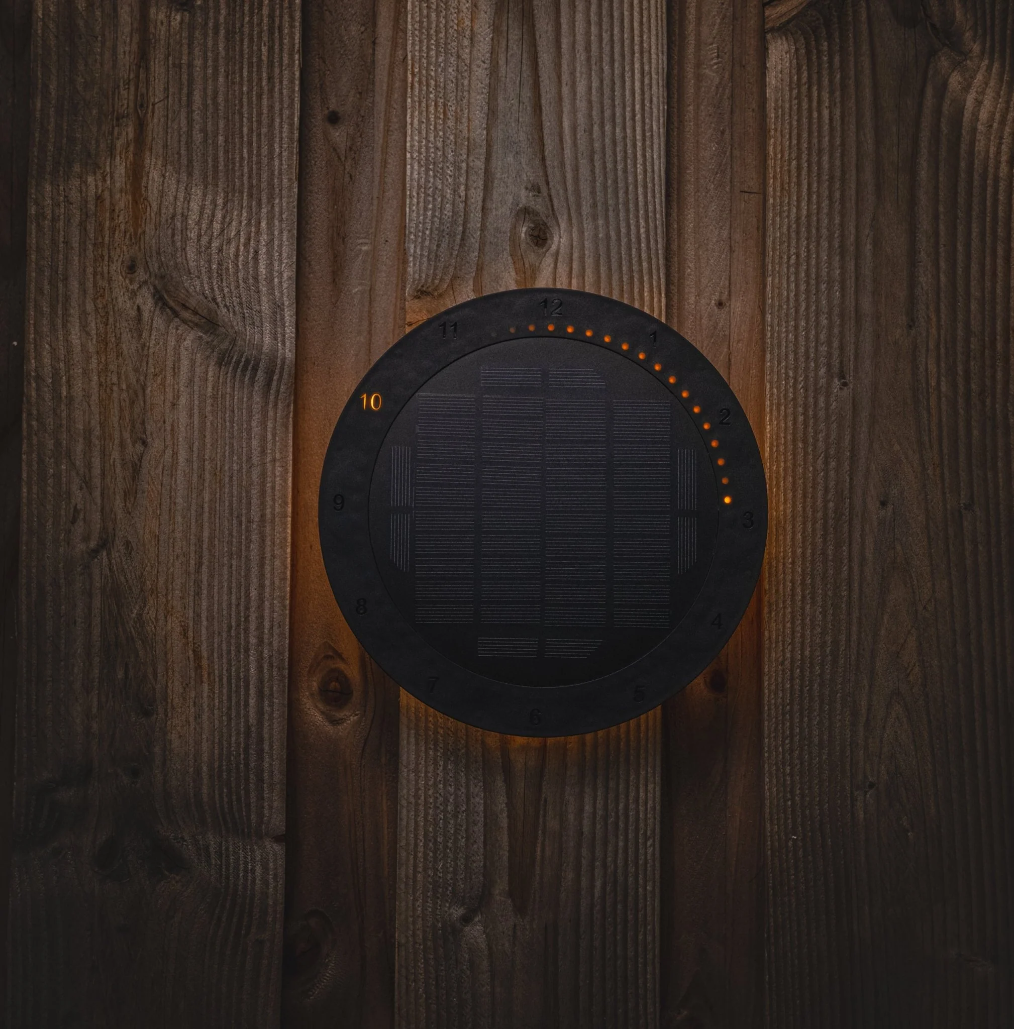 LED's Light Solar Wandklok voor Buiten - Draadloos op zonne-energie - Automatisch aan/uit - 22 cm - Image 14