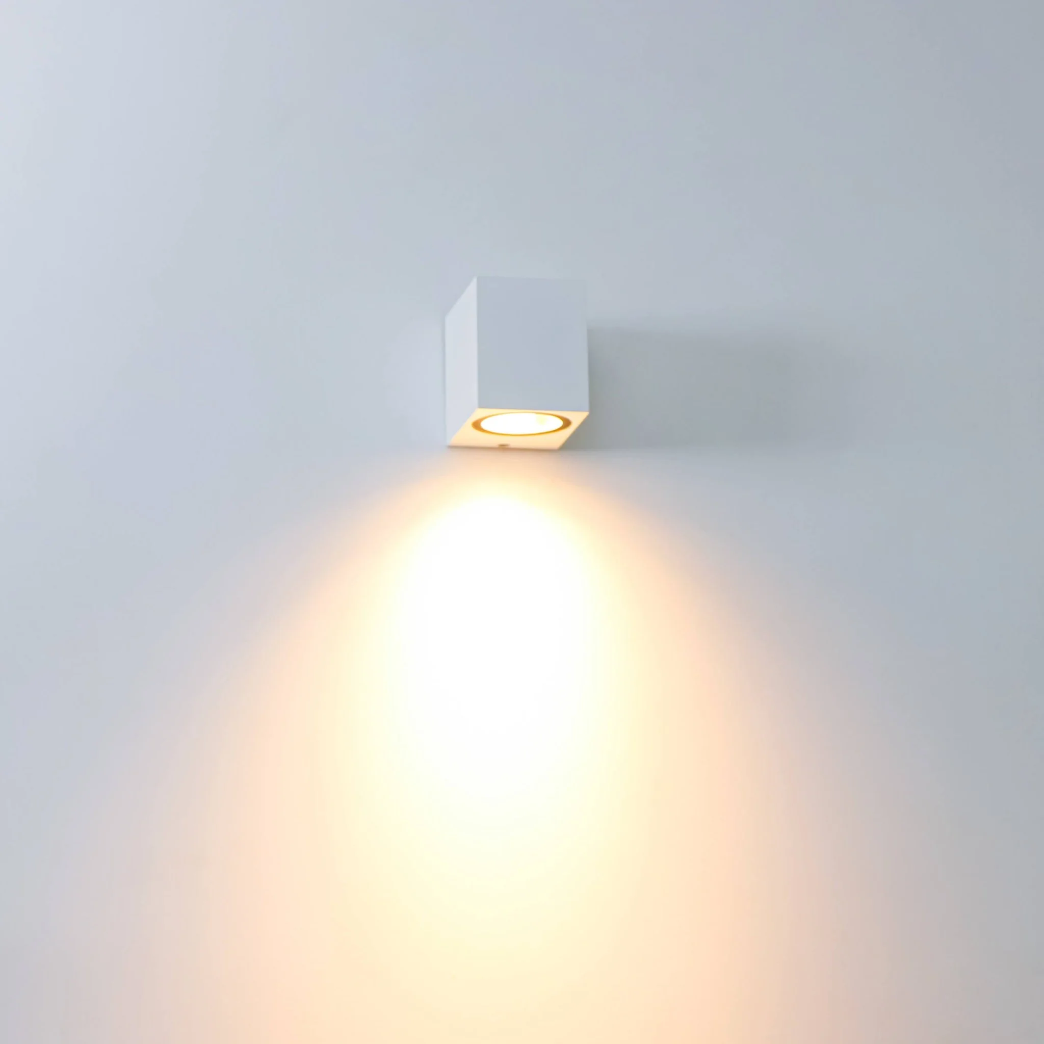 NØRD Down - LED's Light LED Wandlamp Buiten met GU10 fitting - Vierkant - IP44 - Wit - Model Rome - Image 4